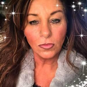 Meet your Posher, Evelyn